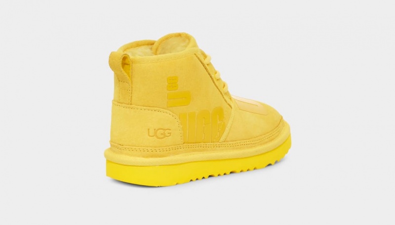 Ugg Neumel II Scatter Graphic Kids' Boots Yellow | HNAIKWE-97